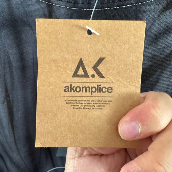 Akomplice Tie Dye Graphic T-Shirt 2XL - Picture 4 of 5